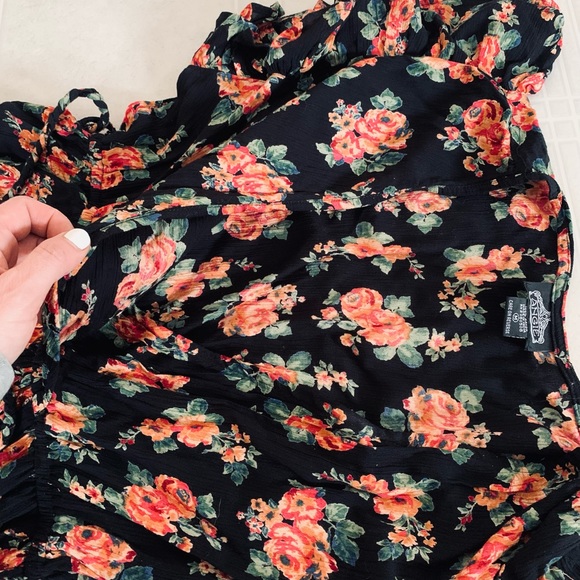 Summer mini dress - Picture 2 of 7